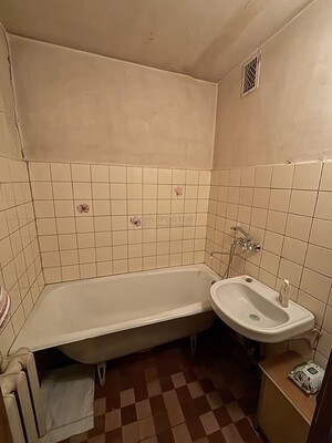 Продам двухкомнатную (2-комн.) квартиру, Юных Ленинцев ул, 18к2, Москва г