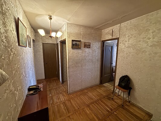 Продам двухкомнатную (2-комн.) квартиру, Юных Ленинцев ул, 18к2, Москва г