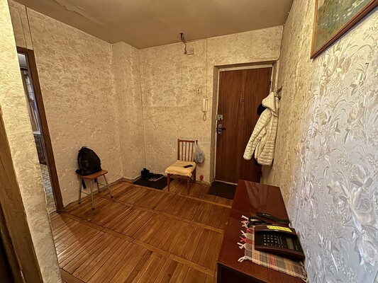 Продам двухкомнатную (2-комн.) квартиру, Юных Ленинцев ул, 18к2, Москва г