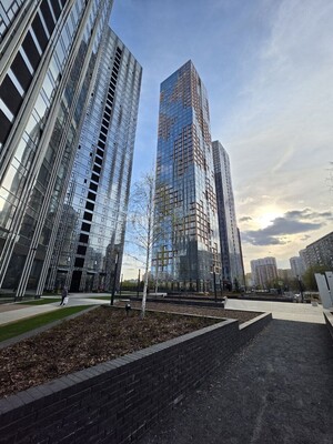 Продам двухкомнатную (2-комн.) квартиру, Озёрная ул, 1к1/2, Москва г