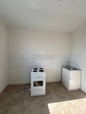 Продам однокомнатную (1-комн.) квартиру, Илимская ул, 5, Москва г