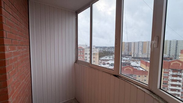 Продам однокомнатную (1-комн.) квартиру, Южный б-р, 6, Красногорск г