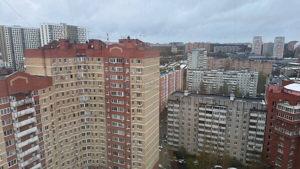 Продам однокомнатную (1-комн.) квартиру, Южный б-р, 6, Красногорск г