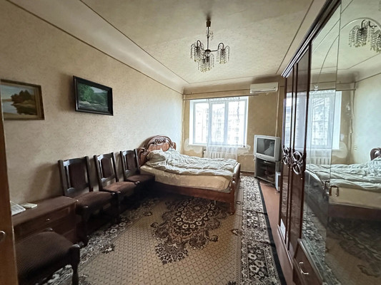 Продам многокомнатную квартиру, Седова ул, 16, Ростов-на-Дону г