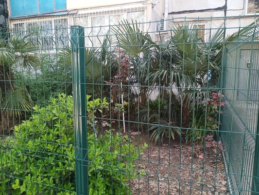 Продам трехкомнатную (3-комн.) квартиру, Бирюкова ул, 36, Ялта г