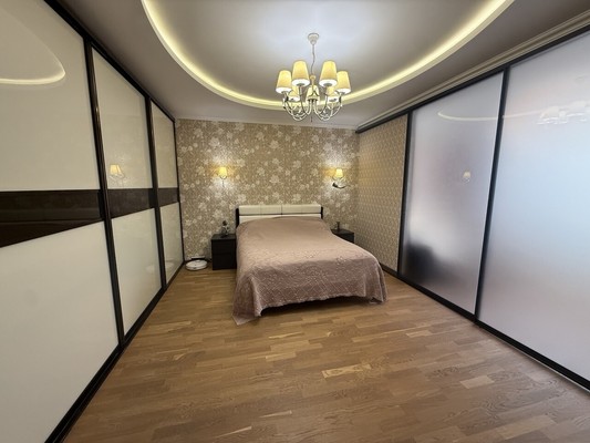 Продам однокомнатную (1-комн.) квартиру, Победы пр-кт, 74а, Симферополь г