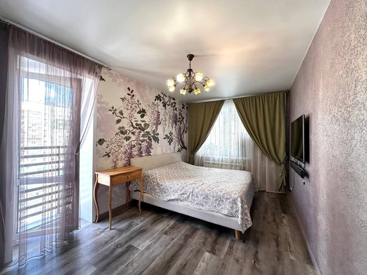 Продам трехкомнатную (3-комн.) квартиру, 78 Добровольческой Бригады ул, 26, Красноярск г