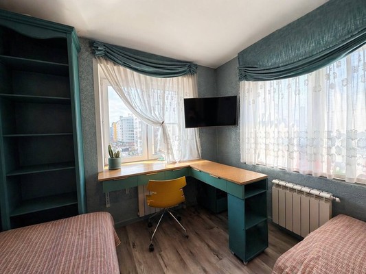 Продам трехкомнатную (3-комн.) квартиру, 78 Добровольческой Бригады ул, 26, Красноярск г