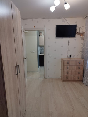 Продам двухкомнатную (2-комн.) квартиру, Григорьева ул, 44, Ялта г