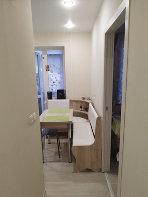 Продам двухкомнатную (2-комн.) квартиру, Григорьева ул, 44, Ялта г