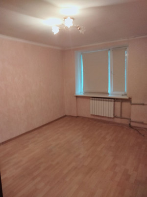 Продам двухкомнатную (2-комн.) квартиру, Большевика Попова ул, 14/18, Грэсовский пгт