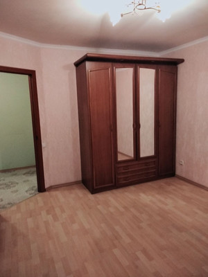 Продам двухкомнатную (2-комн.) квартиру, Большевика Попова ул, 14/18, Грэсовский пгт