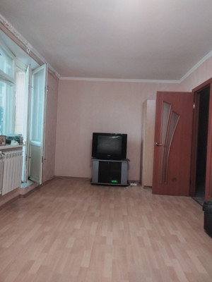 Продам двухкомнатную (2-комн.) квартиру, Большевика Попова ул, 14/18, Грэсовский пгт