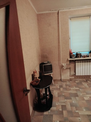 Продам двухкомнатную (2-комн.) квартиру, Большевика Попова ул, 14/18, Грэсовский пгт