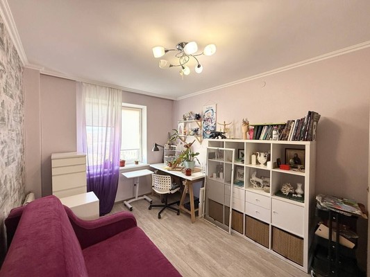 Продам трехкомнатную (3-комн.) квартиру, им. Матэ Залки ул, 7кк, Симферополь г