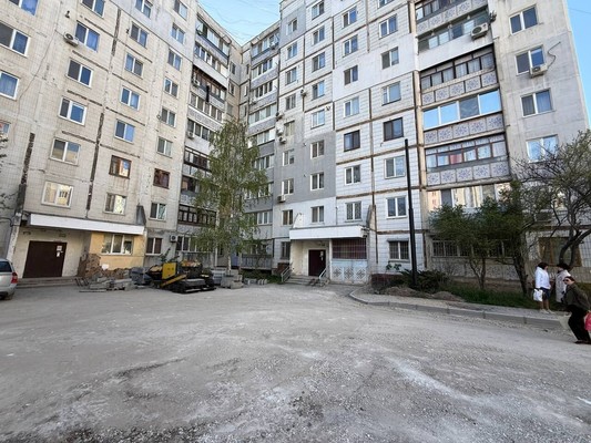 Продам трехкомнатную (3-комн.) квартиру, им. Матэ Залки ул, 7кк, Симферополь г