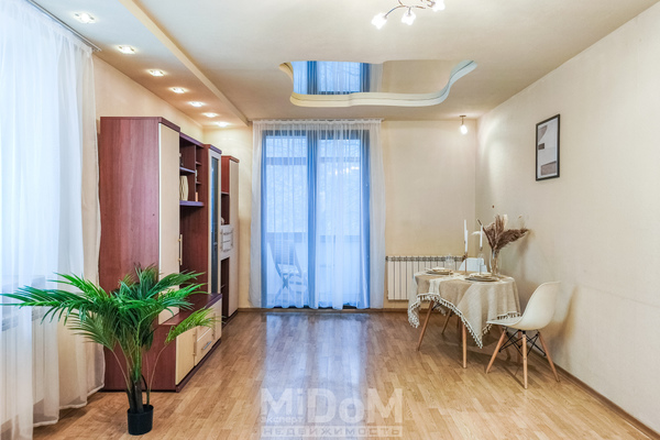 Продам двухкомнатную (2-комн.) квартиру, Комсомольская ул, 10, Назия п. ж/д ст.