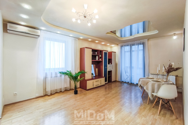 Продам двухкомнатную (2-комн.) квартиру, Комсомольская ул, 10, Назия п. ж/д ст.