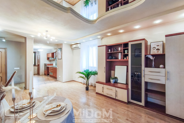 Продам двухкомнатную (2-комн.) квартиру, Комсомольская ул, 10, Назия п. ж/д ст.