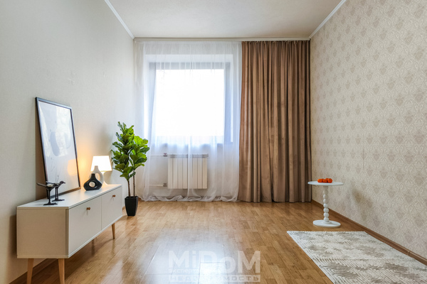 Продам двухкомнатную (2-комн.) квартиру, Комсомольская ул, 10, Назия п. ж/д ст.