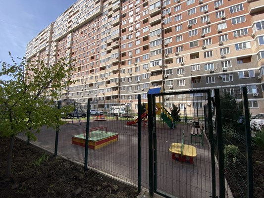 Сдам однокомнатную (1-комн.) квартиру, Тепличная ул, 62к1, Краснодар г