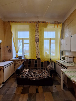 Продам комнату в 4-комн. квартире, Курляндская ул, 22-24, Санкт-Петербург г