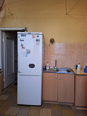 Продам комнату в 4-комн. квартире, Курляндская ул, 22-24, Санкт-Петербург г