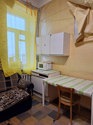 Продам комнату в 4-комн. квартире, Курляндская ул, 22-24, Санкт-Петербург г