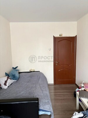 Продам трехкомнатную (3-комн.) квартиру, Ратная ул, 10к2, Москва г