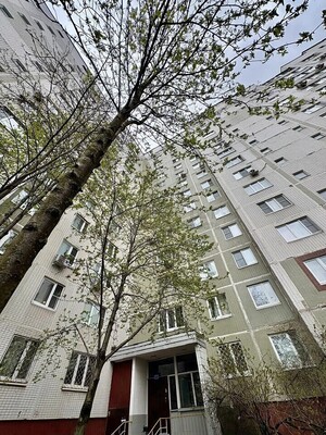Продам трехкомнатную (3-комн.) квартиру, Ратная ул, 10к2, Москва г