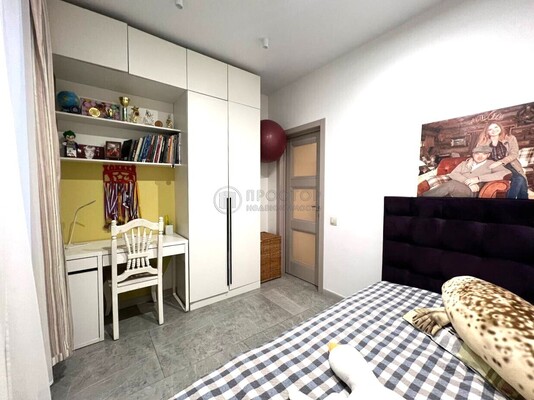 Продам двухкомнатную (2-комн.) квартиру, Заводская ул, 18к3, Нахабино рп