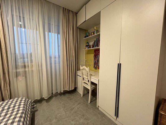 Продам двухкомнатную (2-комн.) квартиру, Заводская ул, 18к3, Нахабино рп