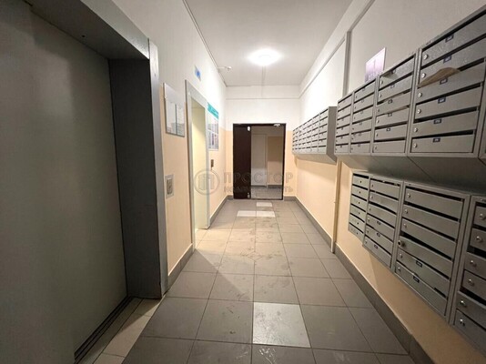 Продам двухкомнатную (2-комн.) квартиру, Заводская ул, 18к3, Нахабино рп