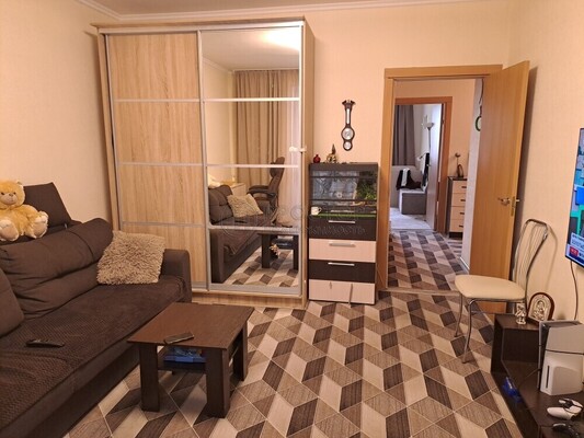 Продам двухкомнатную (2-комн.) квартиру, Нижегородская ул, 11А, Москва г