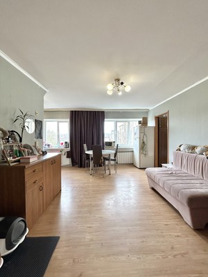 Продам двухкомнатную (2-комн.) квартиру, Усатого ул, 5, Фокино г