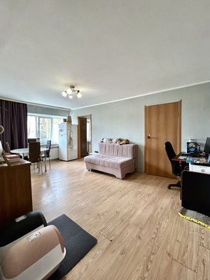 Продам двухкомнатную (2-комн.) квартиру, Усатого ул, 5, Фокино г