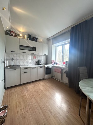 Продам двухкомнатную (2-комн.) квартиру, Усатого ул, 5, Фокино г