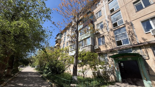 Продам трехкомнатную (3-комн.) квартиру, Богдана Хмельницкого ул, 53, Астрахань г