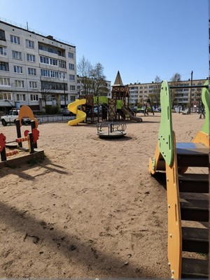 Продам двухкомнатную (2-комн.) квартиру, Октябрьская ул, 3, Никольское г