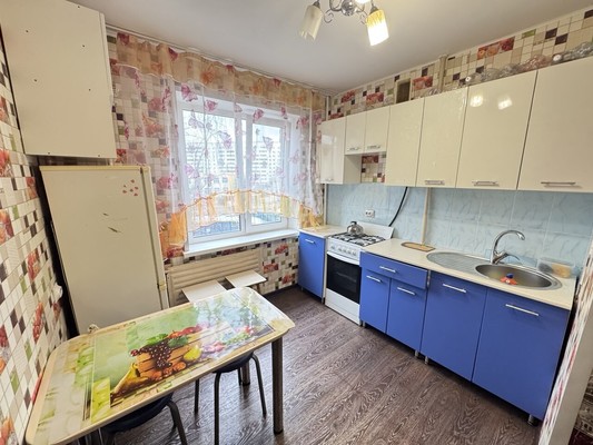 Продам однокомнатную (1-комн.) квартиру, Юрия Гагарина ул, 13к1, Уфа г
