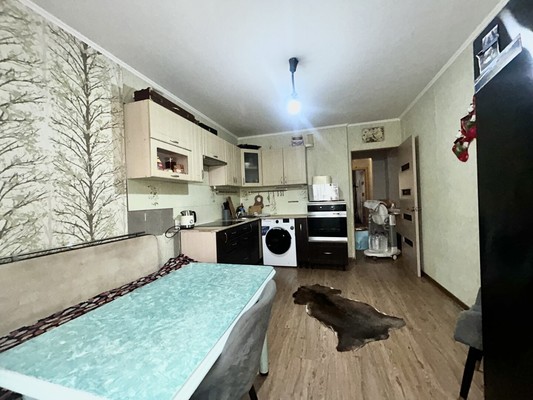 Продам двухкомнатную (2-комн.) квартиру, им. 40-летия Победы ул, 101, Краснодар г