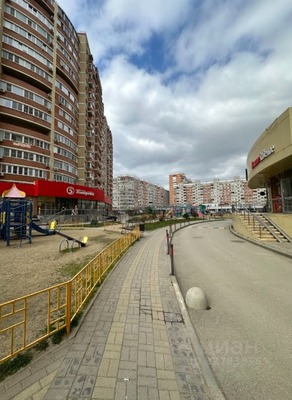 Продам однокомнатную (1-комн.) квартиру, Командорская ул, 3к1, Краснодар г