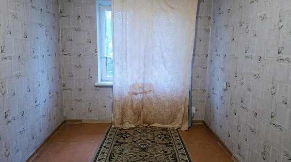 Продам трехкомнатную (3-комн.) квартиру, Багратиона ул, 74, Калининград г