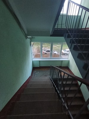 Продам трехкомнатную (3-комн.) квартиру, Багратиона ул, 74, Калининград г