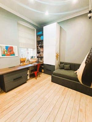 Продам двухкомнатную (2-комн.) квартиру, Офицерская ул, 3, Калининград г
