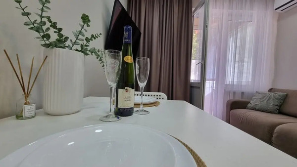 Продам двухкомнатную (2-комн.) квартиру, Лермонтова ул, 116к1, Анапа г