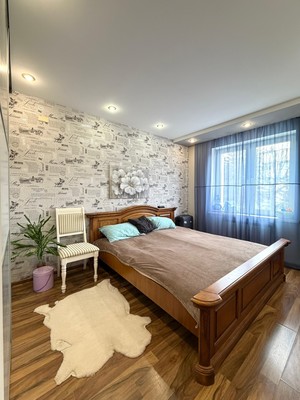 Продам трехкомнатную (3-комн.) квартиру, Тарчокова ул, 19к2, Нальчик г