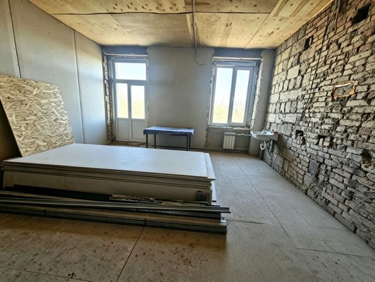 Продам трехкомнатную (3-комн.) квартиру, Вязовская ул, 4В, Нижний Тагил г
