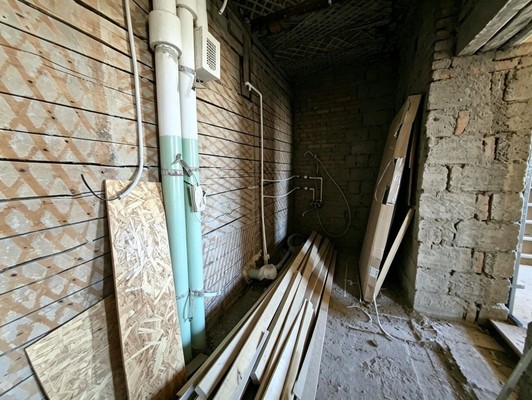 Продам трехкомнатную (3-комн.) квартиру, Вязовская ул, 4В, Нижний Тагил г