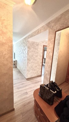 Продам двухкомнатную (2-комн.) квартиру, 2-я Краснодарская ул, 129к2, Ростов-на-Дону г